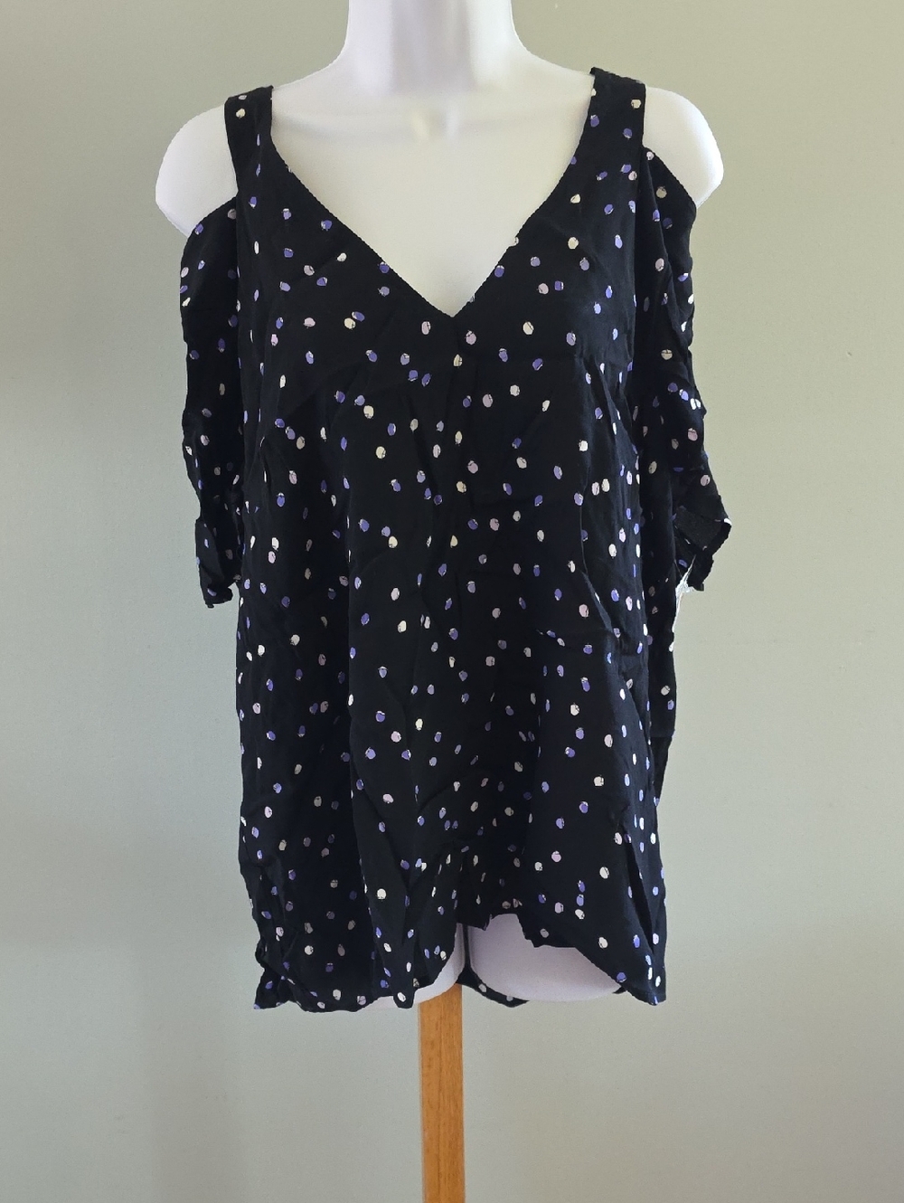 NWT Mauve Athropologie  Cold-Shoulder V-Neck Polka Dot Blouse